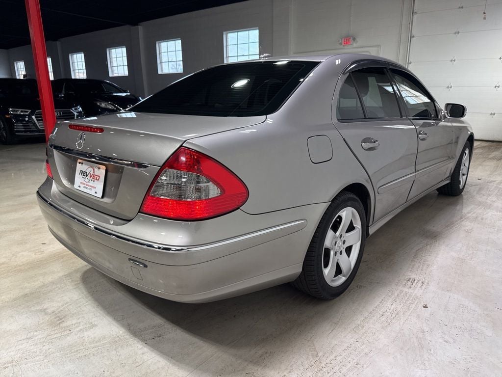 2007 Mercedes-Benz E-Class E550 4dr Sedan 5.5L RWD - 22993279 - 6