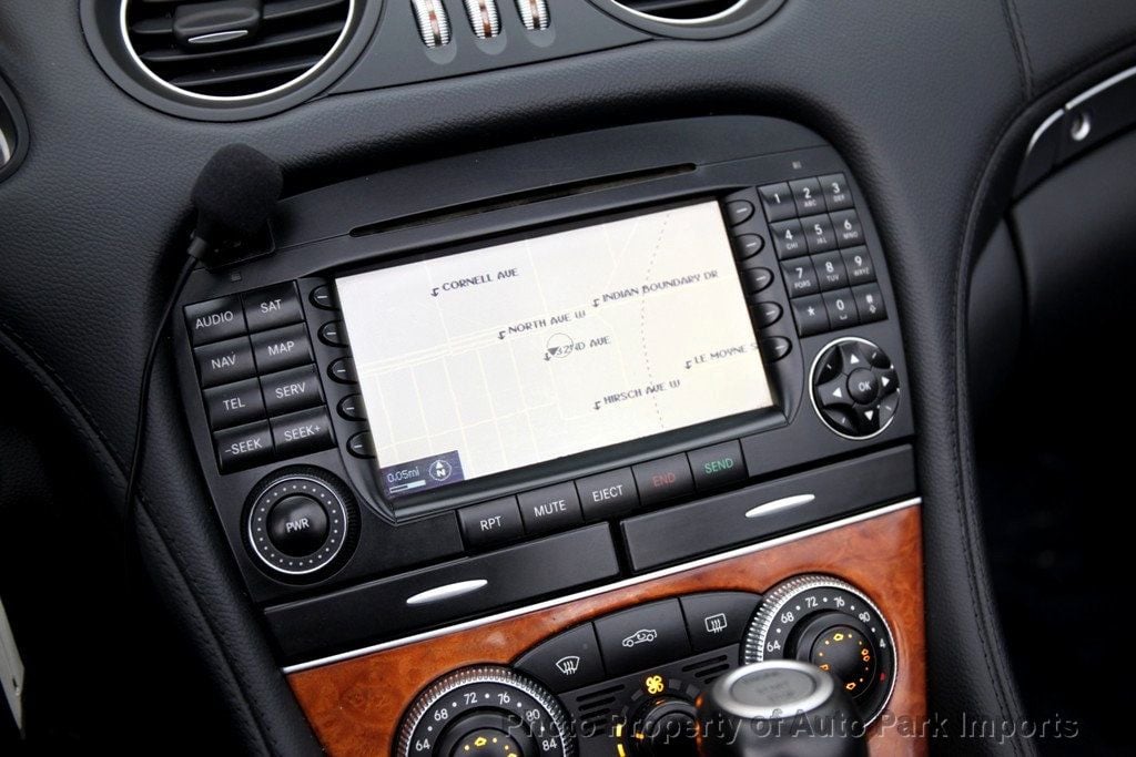 2007 Mercedes Benz SL 550 photo 38