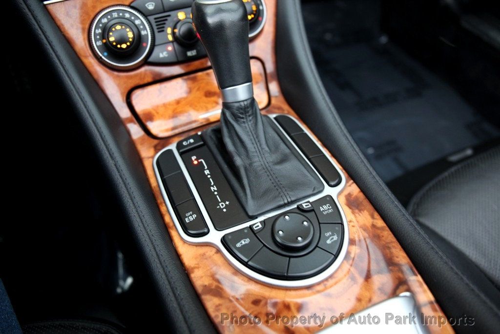 2007 Mercedes Benz SL 550 photo 40