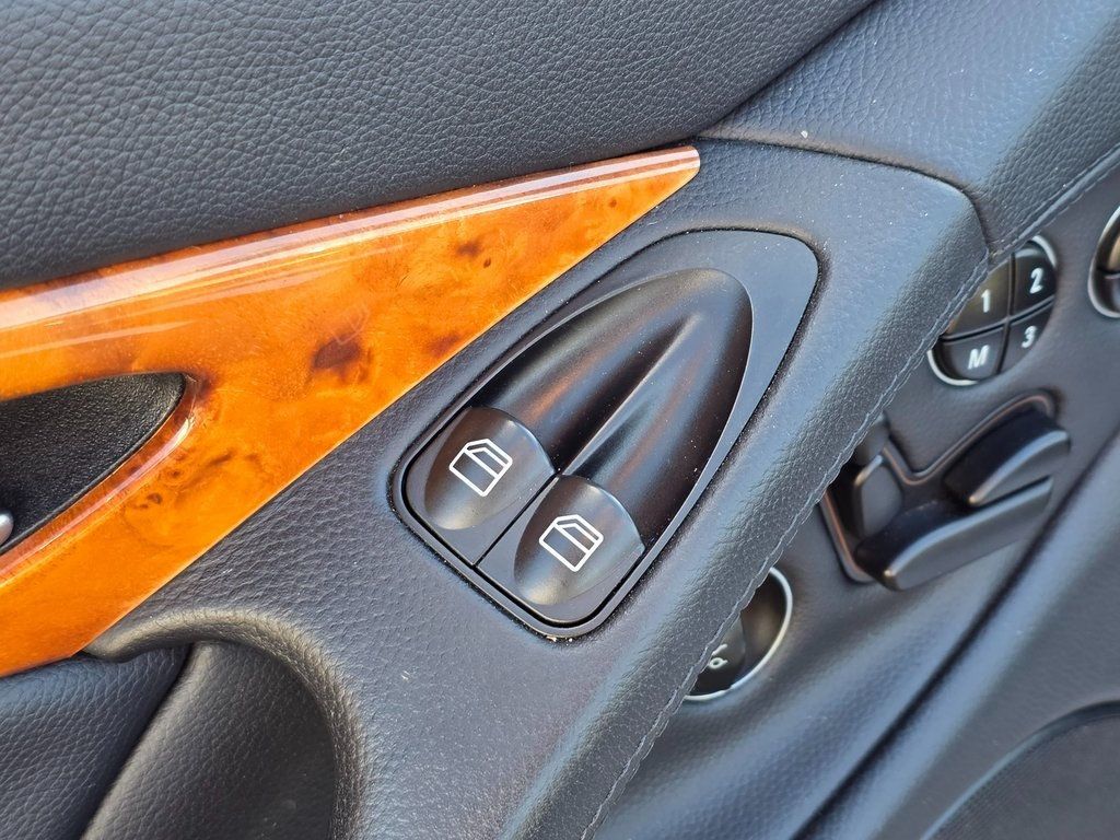 2007 Mercedes-Benz SL-Class SL550 2dr Roadster 5.5L V8 - 22949639 - 18