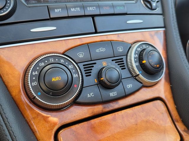 2007 Mercedes-Benz SL-Class SL550 2dr Roadster 5.5L V8 - 22949639 - 26