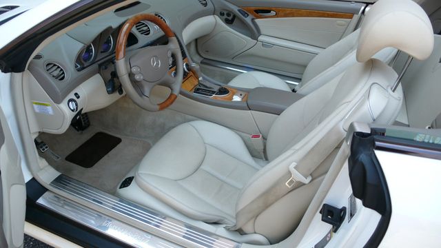 2007 Mercedes-Benz SL-Class SL550 2dr Roadster 5.5L V8 - 20013338 - 28
