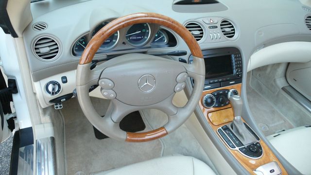 2007 Mercedes-Benz SL-Class SL550 2dr Roadster 5.5L V8 - 20013338 - 30