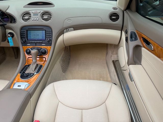 2007 Mercedes-Benz SL-Class SL550 2dr Roadster 5.5L V8 - 23010388 - 13