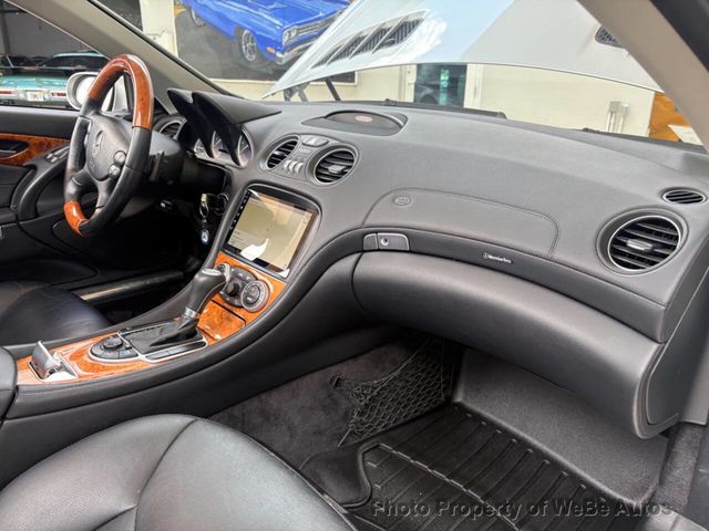 2007 Mercedes-Benz SL-Class SL550 2dr Roadster 5.5L V8 - 23043878 - 36