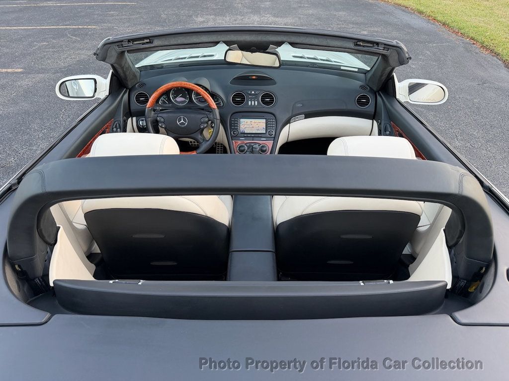 2007 Mercedes-Benz SL-Class SL550 Roadster AMG Sport Designo - 22986322 - 32