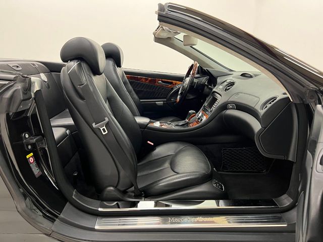 2007 Mercedes-Benz SL-Class SL600 2dr Roadster 5.5L V12 - 21842021 - 76