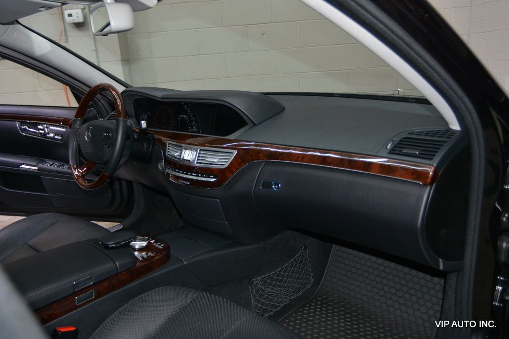2007 Mercedes-Benz S-Class S550 4dr Sedan 5.5L V8 4MATIC - 23012923 - 11