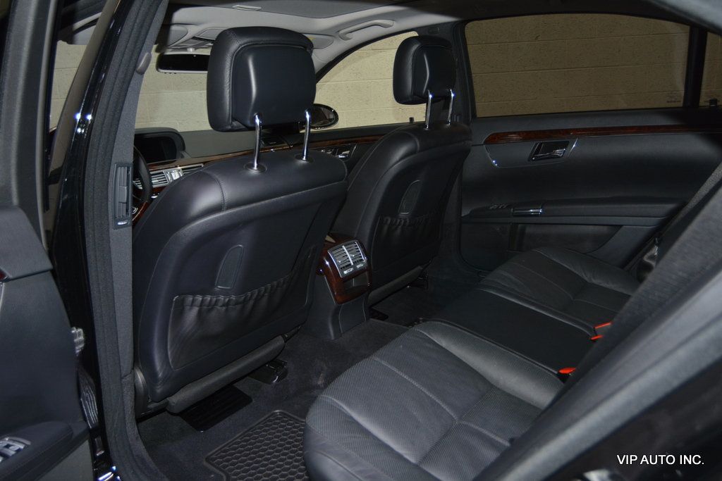 2007 Mercedes-Benz S-Class S550 4dr Sedan 5.5L V8 4MATIC - 23012923 - 19