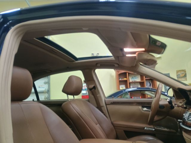 2007 Mercedes-Benz S-Class S550 4dr Sedan 5.5L V8 RWD Florida Car - 22970550 - 37