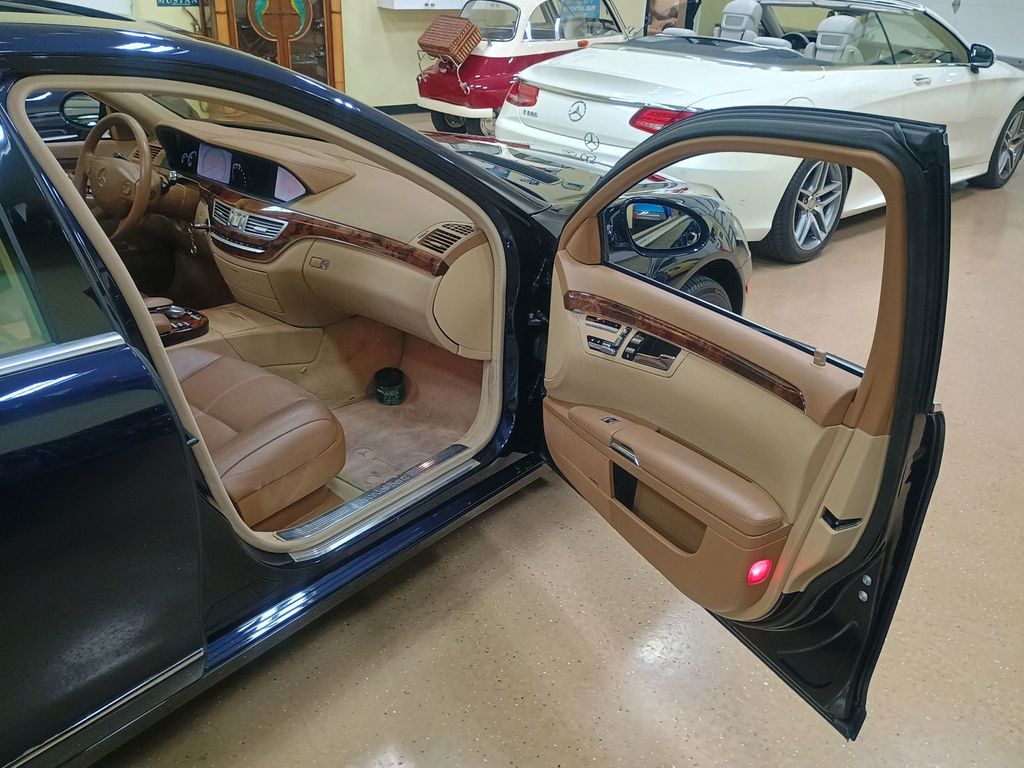 2007 Mercedes-Benz S-Class S550 4dr Sedan 5.5L V8 RWD Florida Car - 22970550 - 39