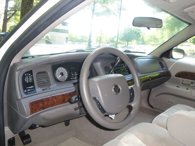 2007 Mercury Grand Marquis 1-OWNER w/ 19K ORIGINAL-MILES! LOADED, LIKE-NEW CONDITION! - 23033915 - 13