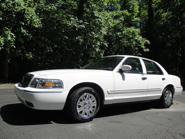2007 Mercury Grand Marquis 1-OWNER w/ 19K ORIGINAL-MILES! LOADED, LIKE-NEW CONDITION! - 23033915 - 1