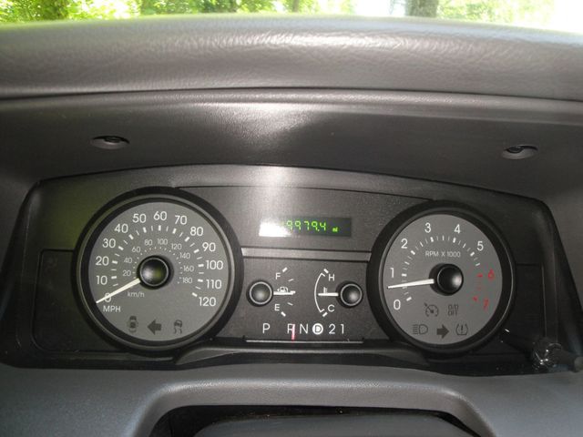 2007 Mercury Grand Marquis 1-OWNER w/ 19K ORIGINAL-MILES! LOADED, LIKE-NEW CONDITION! - 23033915 - 27