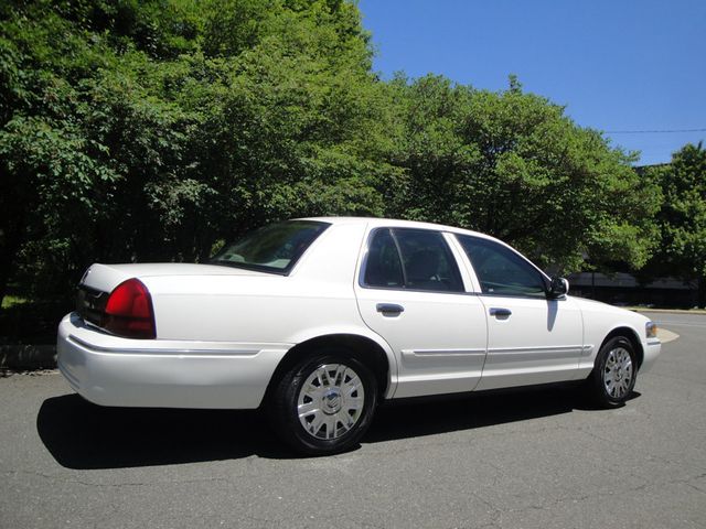 2007 Mercury Grand Marquis 1-OWNER w/ 19K ORIGINAL-MILES! LOADED, LIKE-NEW CONDITION! - 23033915 - 2