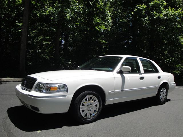 2007 Mercury Grand Marquis 1-OWNER w/ 19K ORIGINAL-MILES! LOADED, LIKE-NEW CONDITION! - 23033915 - 44