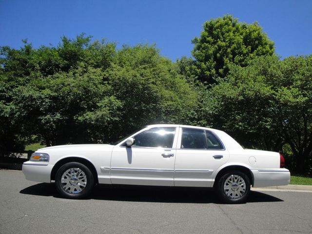 2007 Mercury Grand Marquis 1-OWNER w/ 19K ORIGINAL-MILES! LOADED, LIKE-NEW CONDITION! - 23033915 - 47