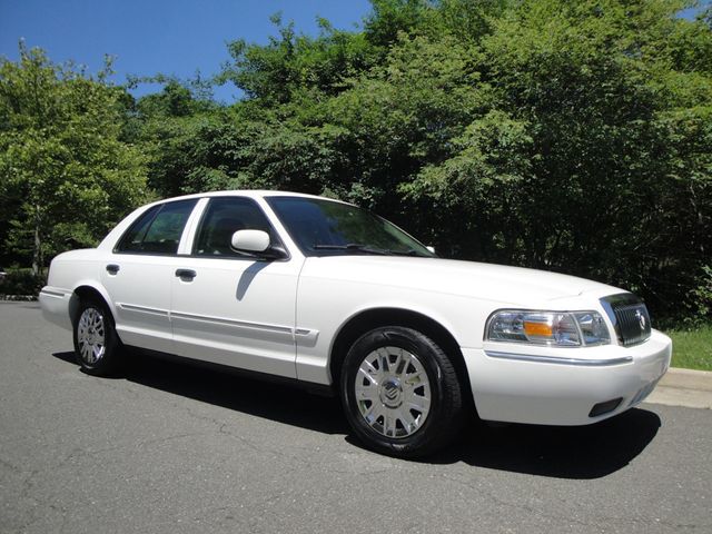 2007 Mercury Grand Marquis 1-OWNER w/ 19K ORIGINAL-MILES! LOADED, LIKE-NEW CONDITION! - 23033915 - 48