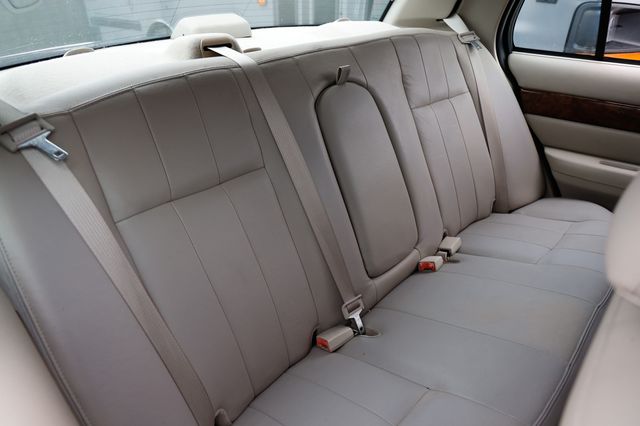 2007 Mercury Grand Marquis 4dr Sedan LS - 22843749 - 13