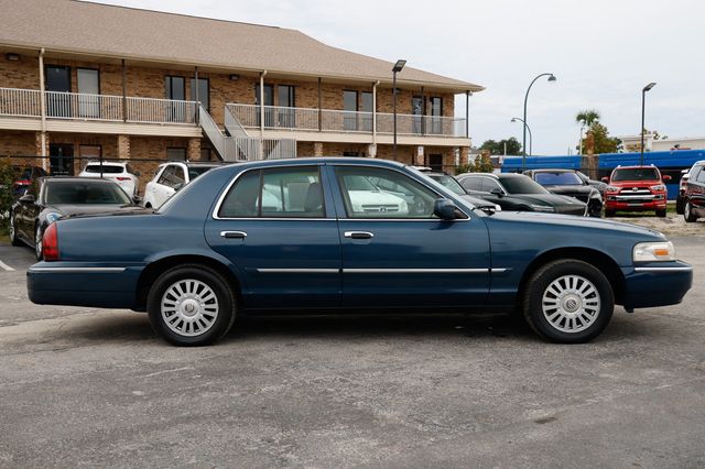 2007 Mercury Grand Marquis 4dr Sedan LS - 22843749 - 14