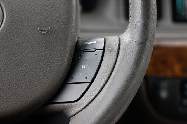 2007 Mercury Grand Marquis 4dr Sedan LS - 22843749 - 26