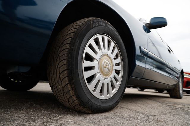 2007 Mercury Grand Marquis 4dr Sedan LS - 22843749 - 29