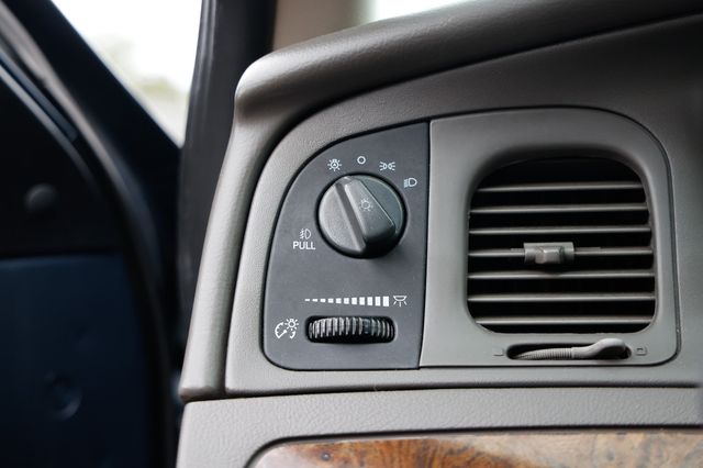 2007 Mercury Grand Marquis 4dr Sedan LS - 22843749 - 37