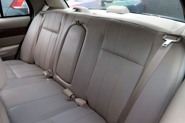 2007 Mercury Grand Marquis 4dr Sedan LS - 22843749 - 7