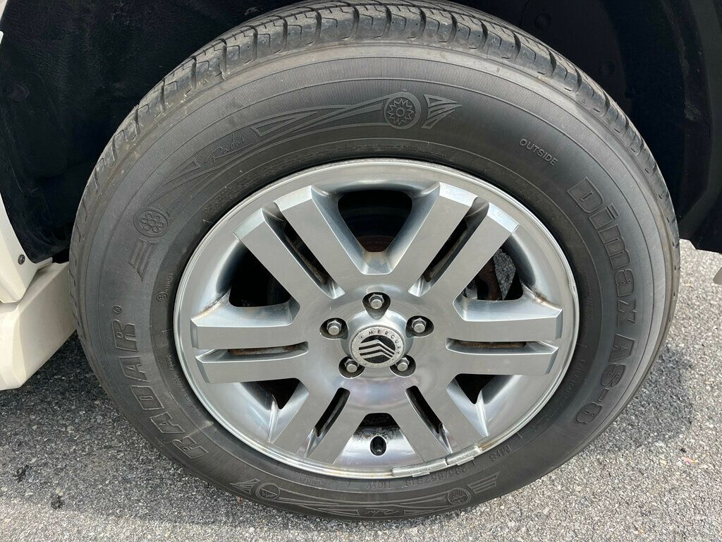 2007 Mercury Mountaineer Clean 3rd row seat SUV AWD - 23019551 - 12