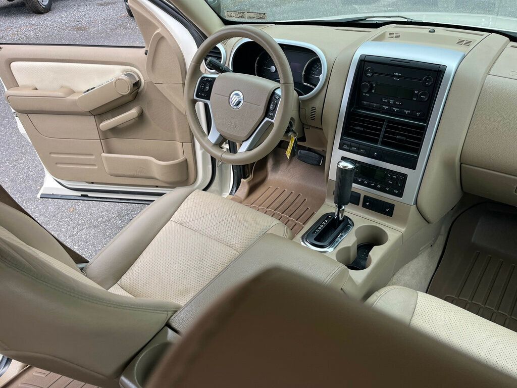 2007 Mercury Mountaineer Clean 3rd row seat SUV AWD - 23019551 - 32