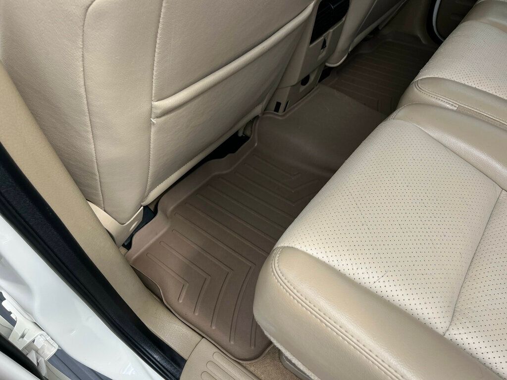 2007 Mercury Mountaineer Clean 3rd row seat SUV AWD - 23019551 - 44