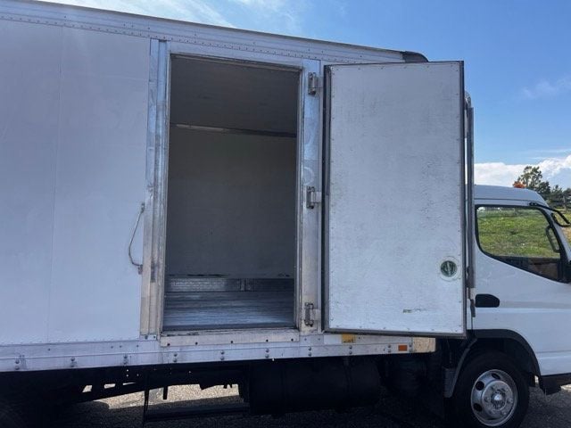 2007 Mitsubishi FE85D 16 FOOT NON CDL REFRIGERATE REEFER BOX TRUCK WITH SIDE DOOR ENTRY - 22513073 - 39