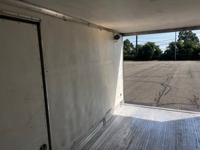 2007 Mitsubishi FE85D 16 FOOT NON CDL REFRIGERATE REEFER BOX TRUCK WITH SIDE DOOR ENTRY - 22513073 - 54