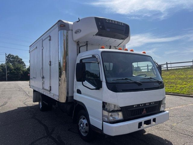 2007 Mitsubishi FE85D 16 FOOT NON CDL REFRIGERATE REEFER BOX TRUCK WITH SIDE DOOR ENTRY - 22513073 - 5