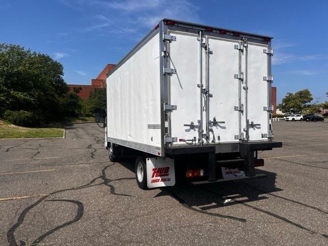 2007 Mitsubishi FE85D 16 FOOT NON CDL REFRIGERATE REEFER BOX TRUCK WITH SIDE DOOR ENTRY - 22513073 - 8