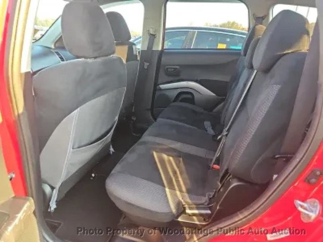 2007 Mitsubishi Outlander AWD 4dr XLS - 23101541 - 7