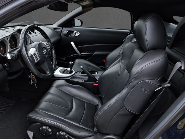 2007 Nissan 350Z CLEAN CARFAX, CONVERTIBLE, TOURING, 6-SPD MANUAL, SPLASH GUARDS - 23090042 - 4