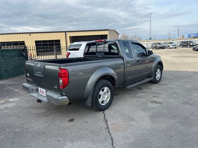 2007 Nissan Frontier 2WD King Cab Manual SE - 22987296 - 3