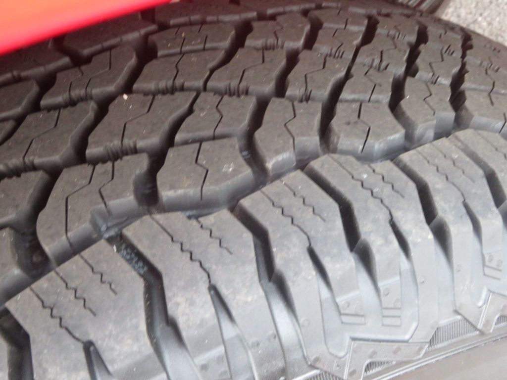 2007 Nissan Frontier EXTRA CLEAN VERY LOW MILE 2007 FRONTIER 4X4 2OWNER LOW MILES  - 22968682 - 16