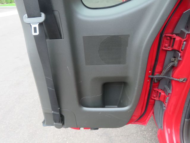 2007 Nissan Frontier EXTRA CLEAN VERY LOW MILE 2007 FRONTIER 4X4 2OWNER LOW MILES  - 22968682 - 24