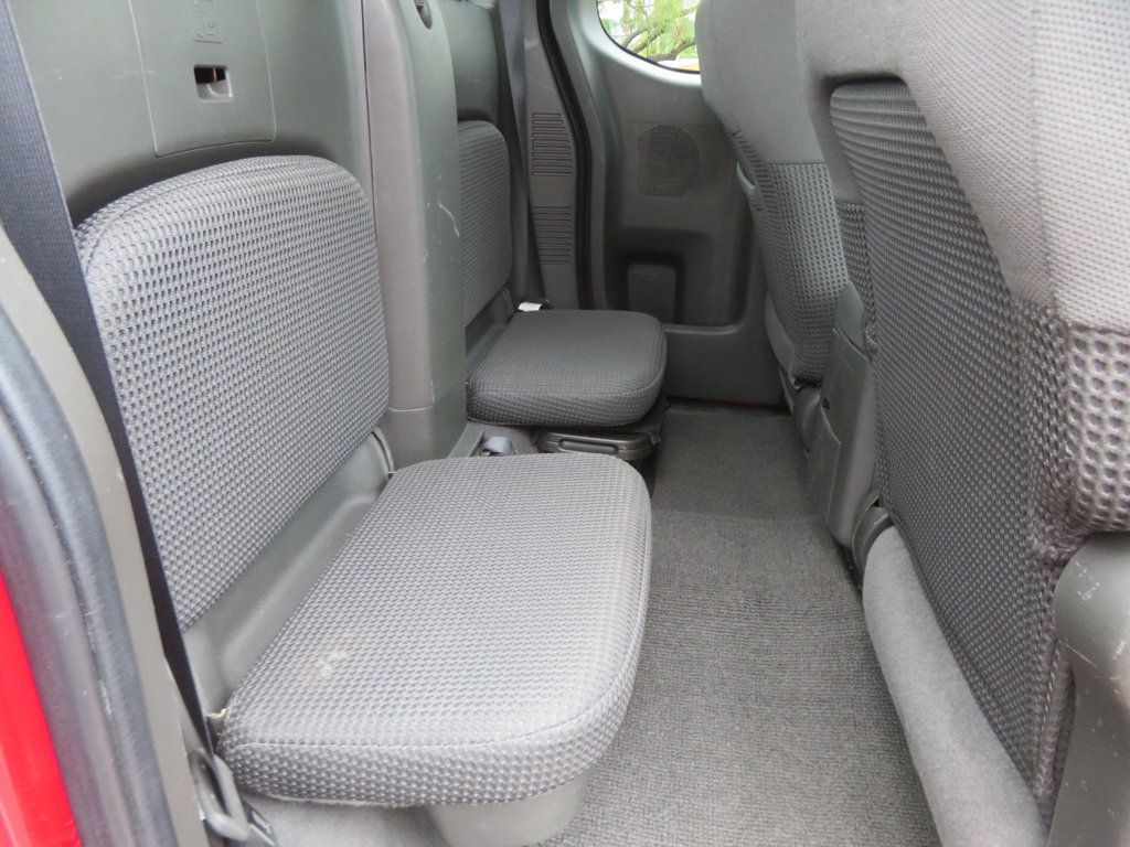 2007 Nissan Frontier EXTRA CLEAN VERY LOW MILE 2007 FRONTIER 4X4 2OWNER LOW MILES  - 22968682 - 26