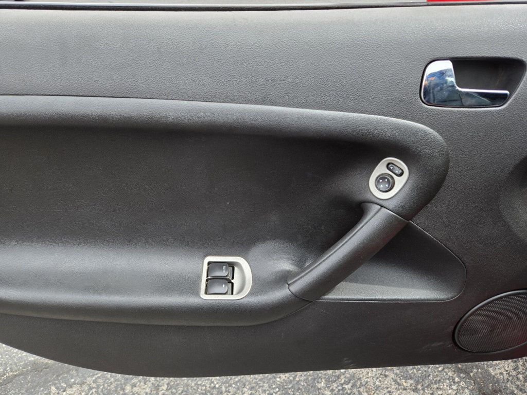 2007 Pontiac Solstice 2dr Convertible - 22912773 - 12