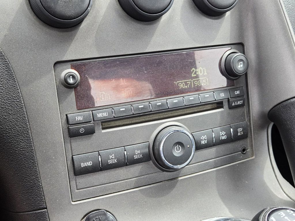 2007 Pontiac Solstice 2dr Convertible - 22912773 - 15