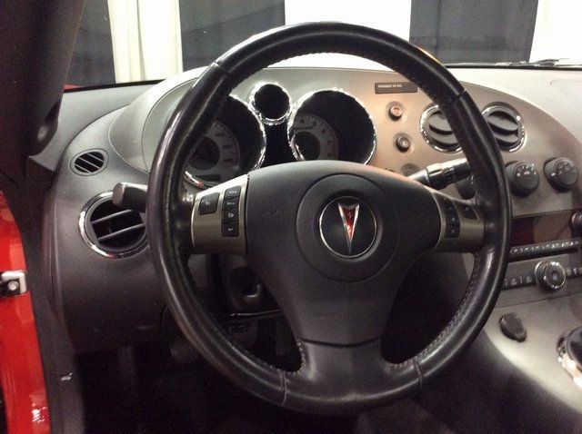 2007 Pontiac Solstice 2dr Convertible - 22588930 - 14