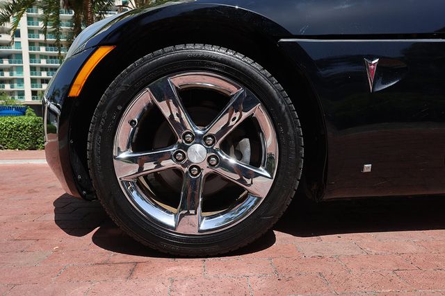 2007 Pontiac Solstice 2dr Convertible GXP - 23068135 - 44