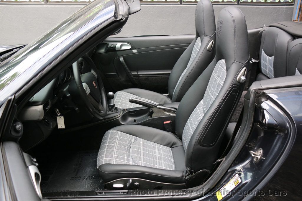 2007 Porsche 911 Carrera Cabriolet - 22940524 - 24