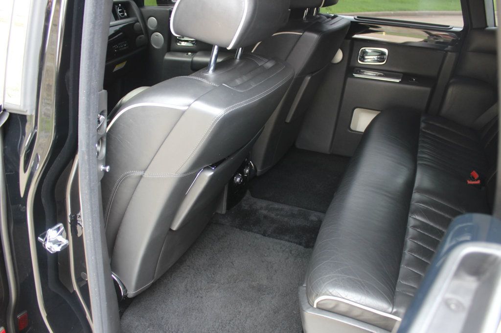 2007 Rolls Royce Phantom photo 28