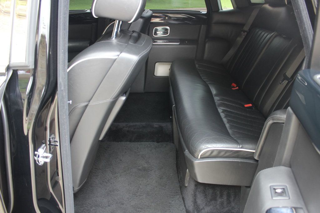 2007 Rolls Royce Phantom photo 30