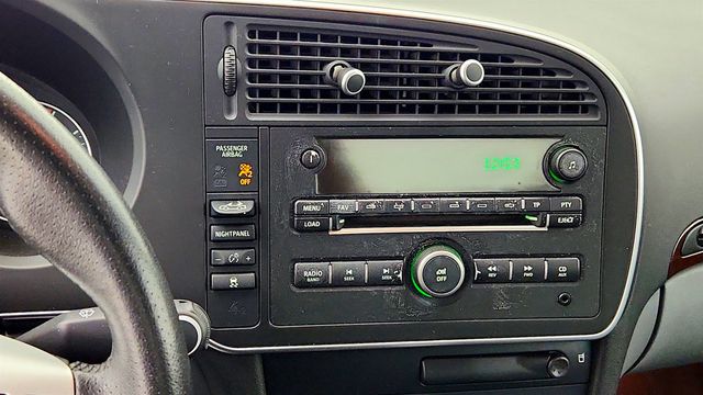 2007 Saab 9-3 2dr Convertible Automatic w/ Premium Audio Pkg & Heated Fr Seats - 23020216 - 18