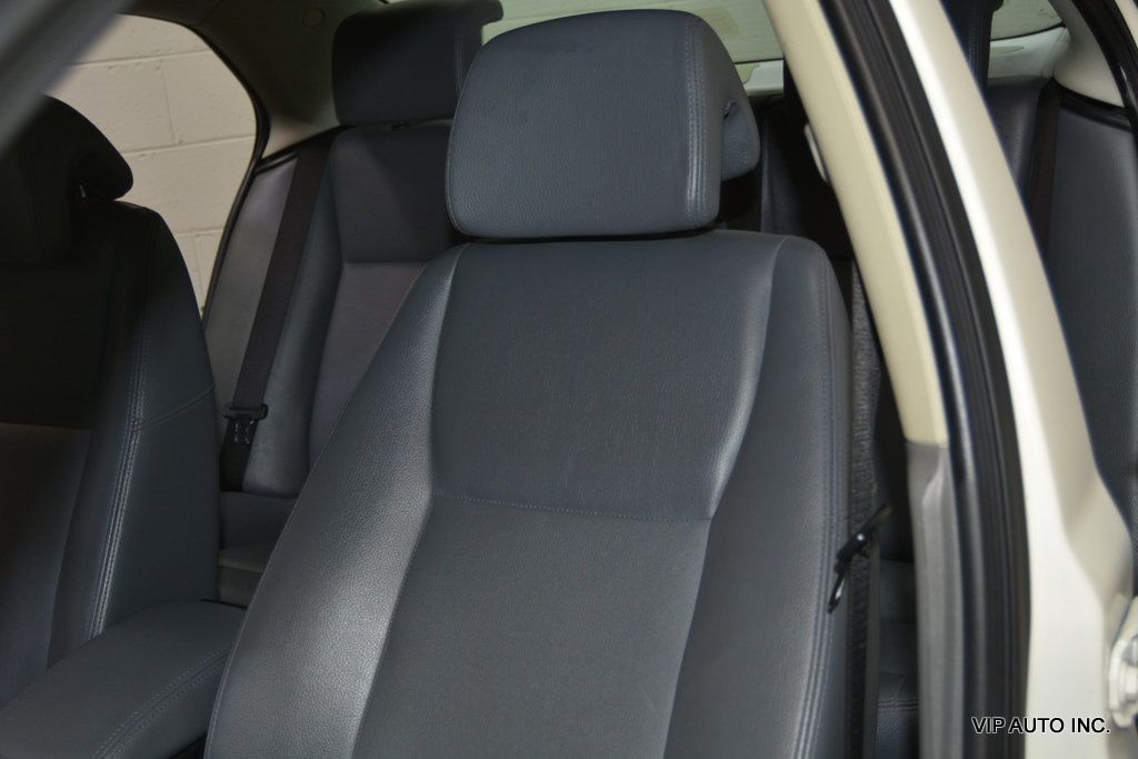 2007 Saab 9-3 4dr Sedan Manual - 22995724 - 12